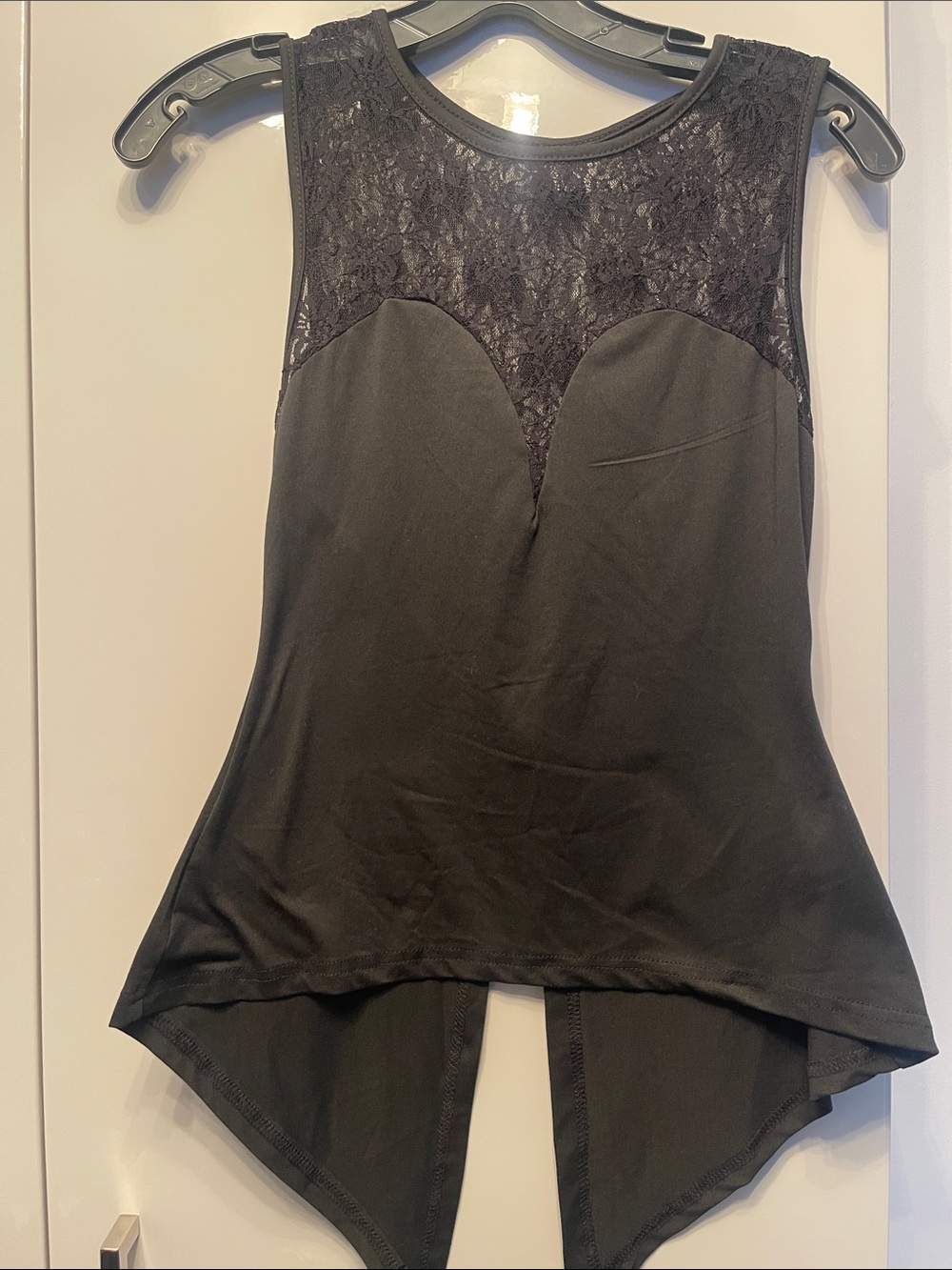 SHEIN Black Lace High-Low Tank Top